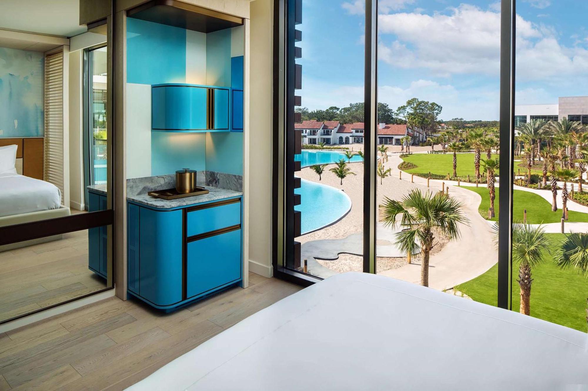 Conrad Orlando Hotel Exterior photo