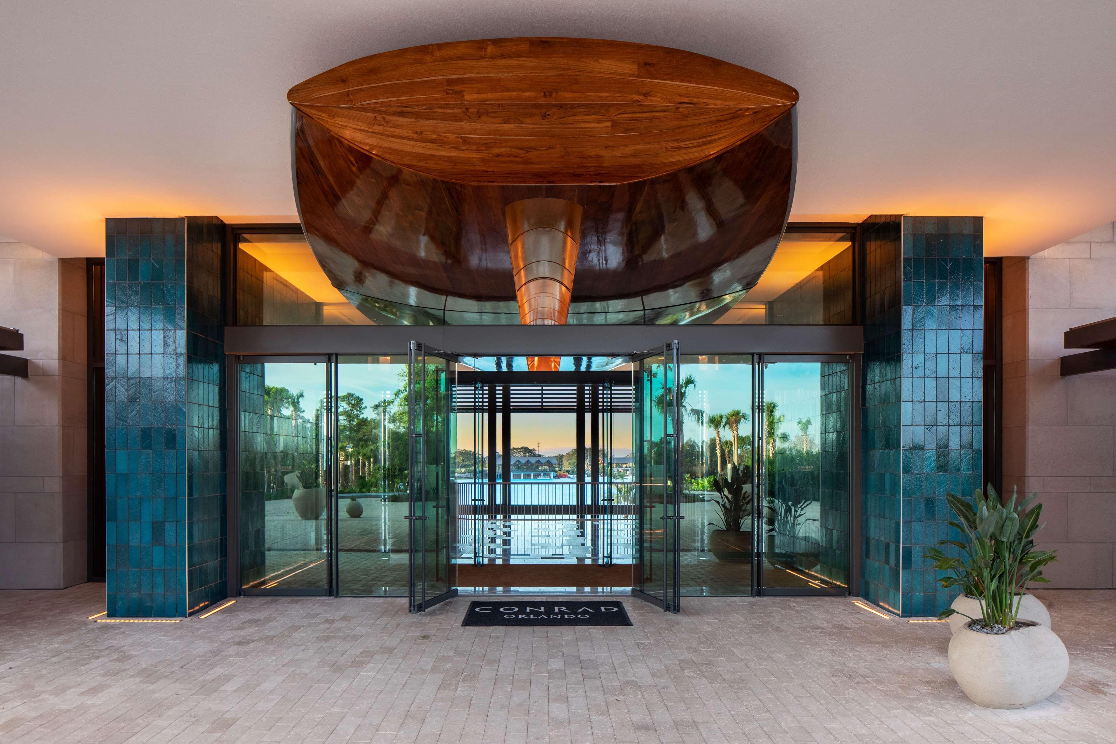 Conrad Orlando Hotel Exterior photo