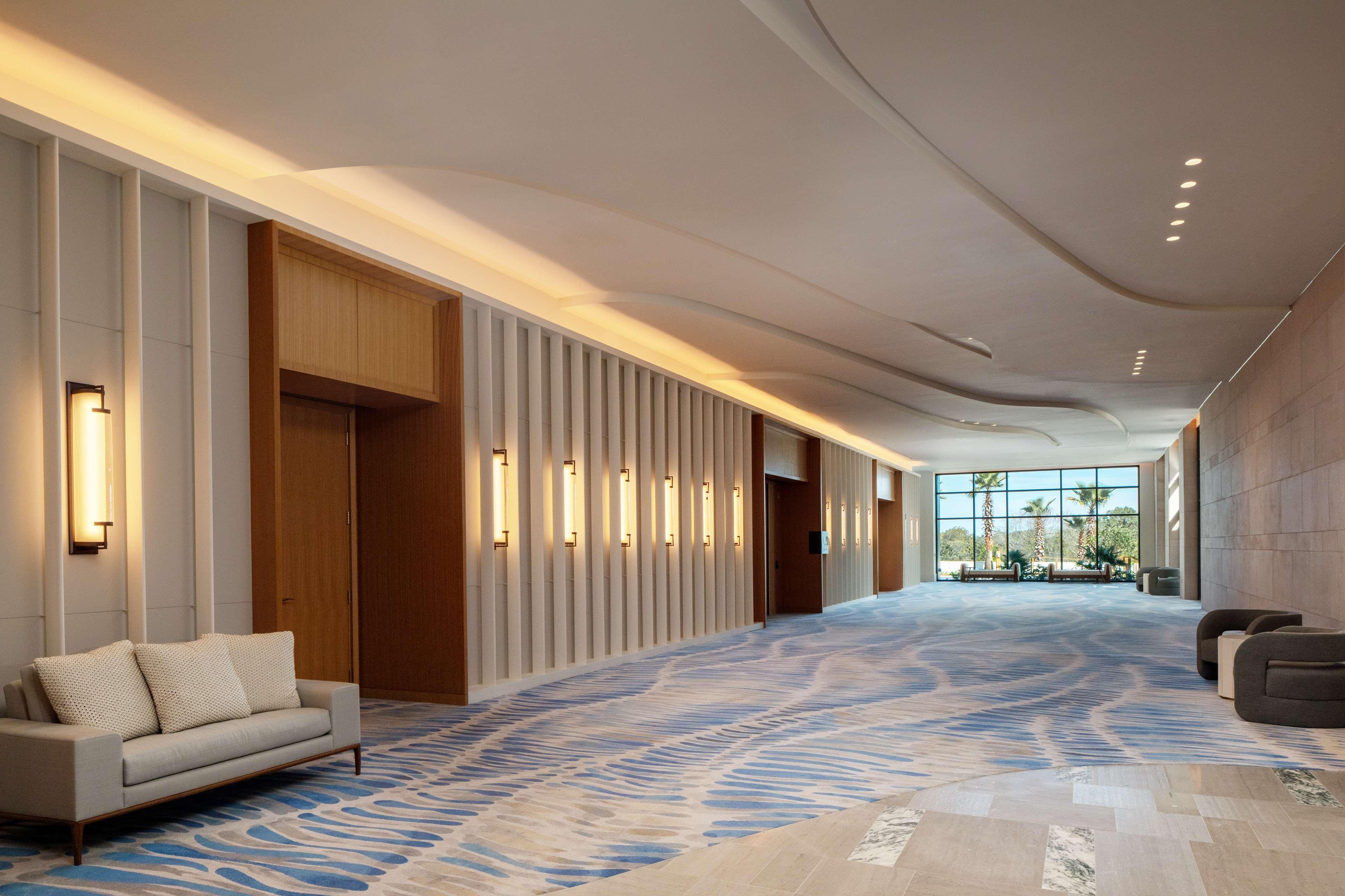 Conrad Orlando Hotel Exterior photo